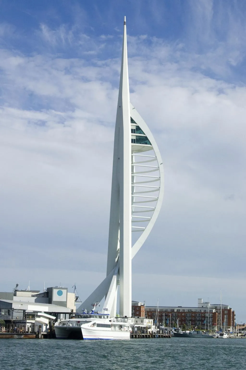 Portsmouth, UK — city photograph